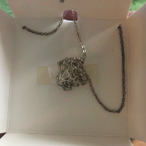 Silver (fashion jewelry) M Necklace - Picture 2 of 3